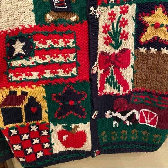 Vintage EAGLE’S EYE 1995 Hand Knit Fun Buttons & Graphic Cardigan Sweater-Large - Picture 3 of 9